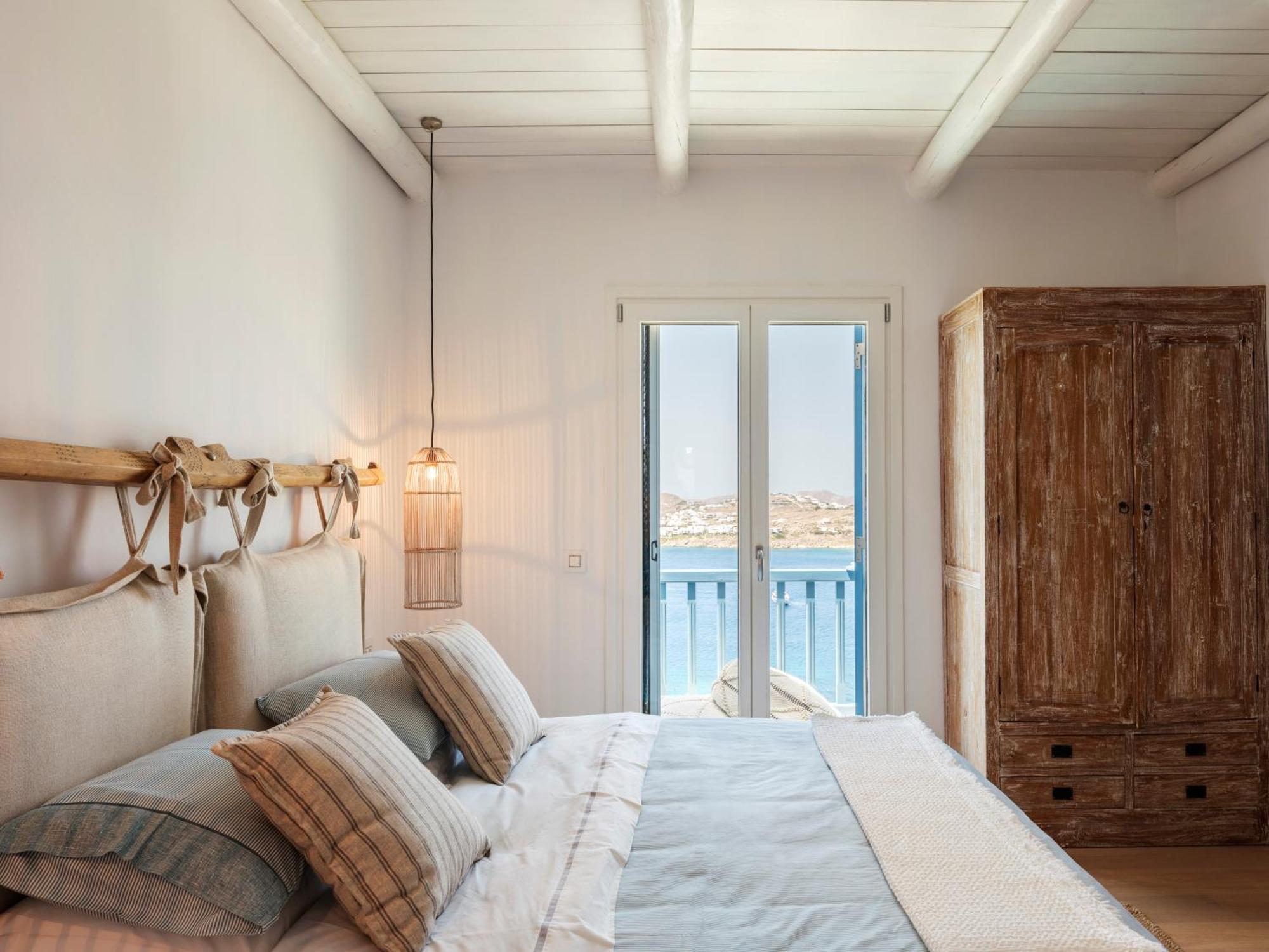 V&V Guest House - Luxury Suites Ornos  Exteriör bild