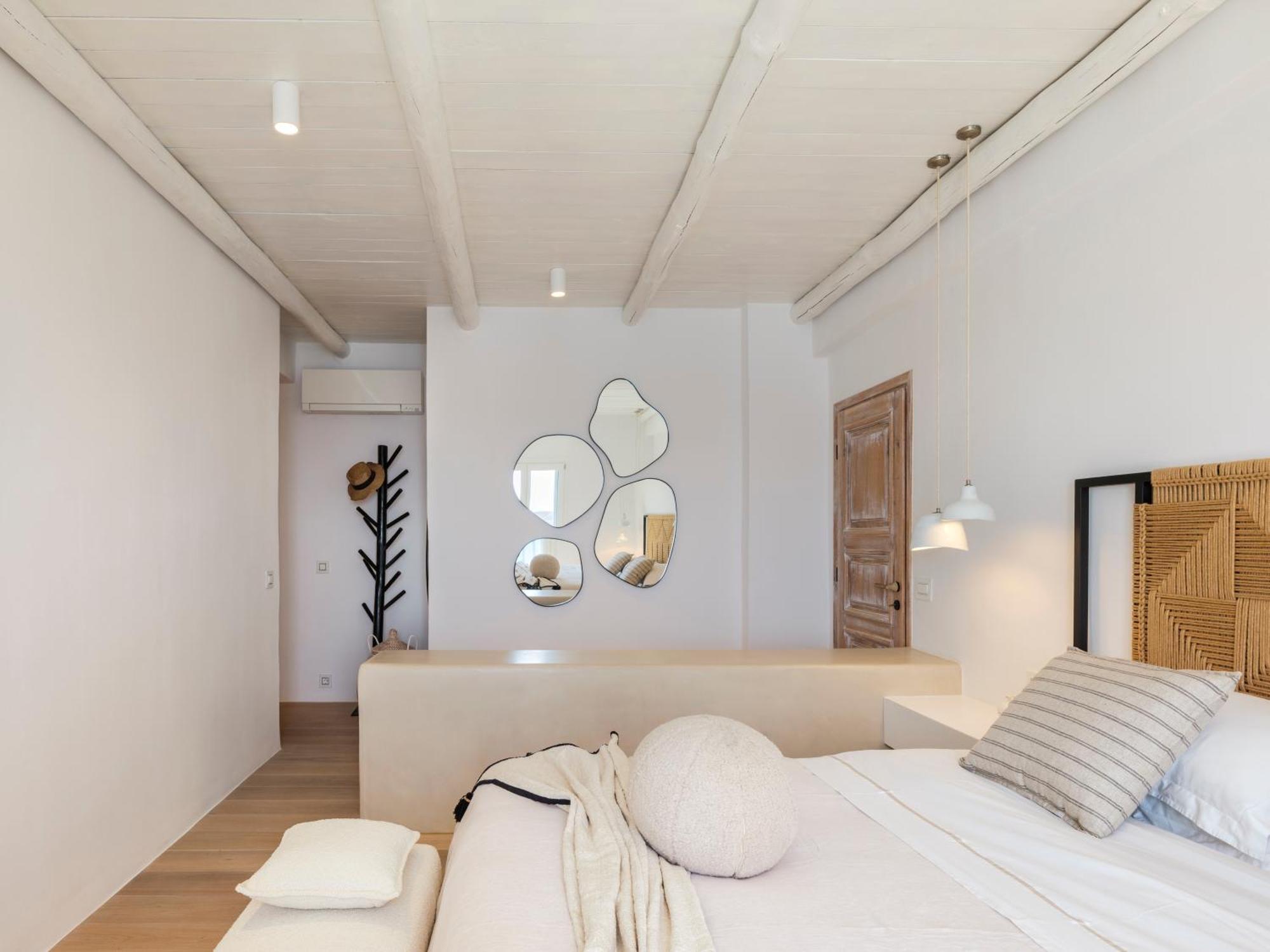 V&V Guest House - Luxury Suites Ornos  Exteriör bild