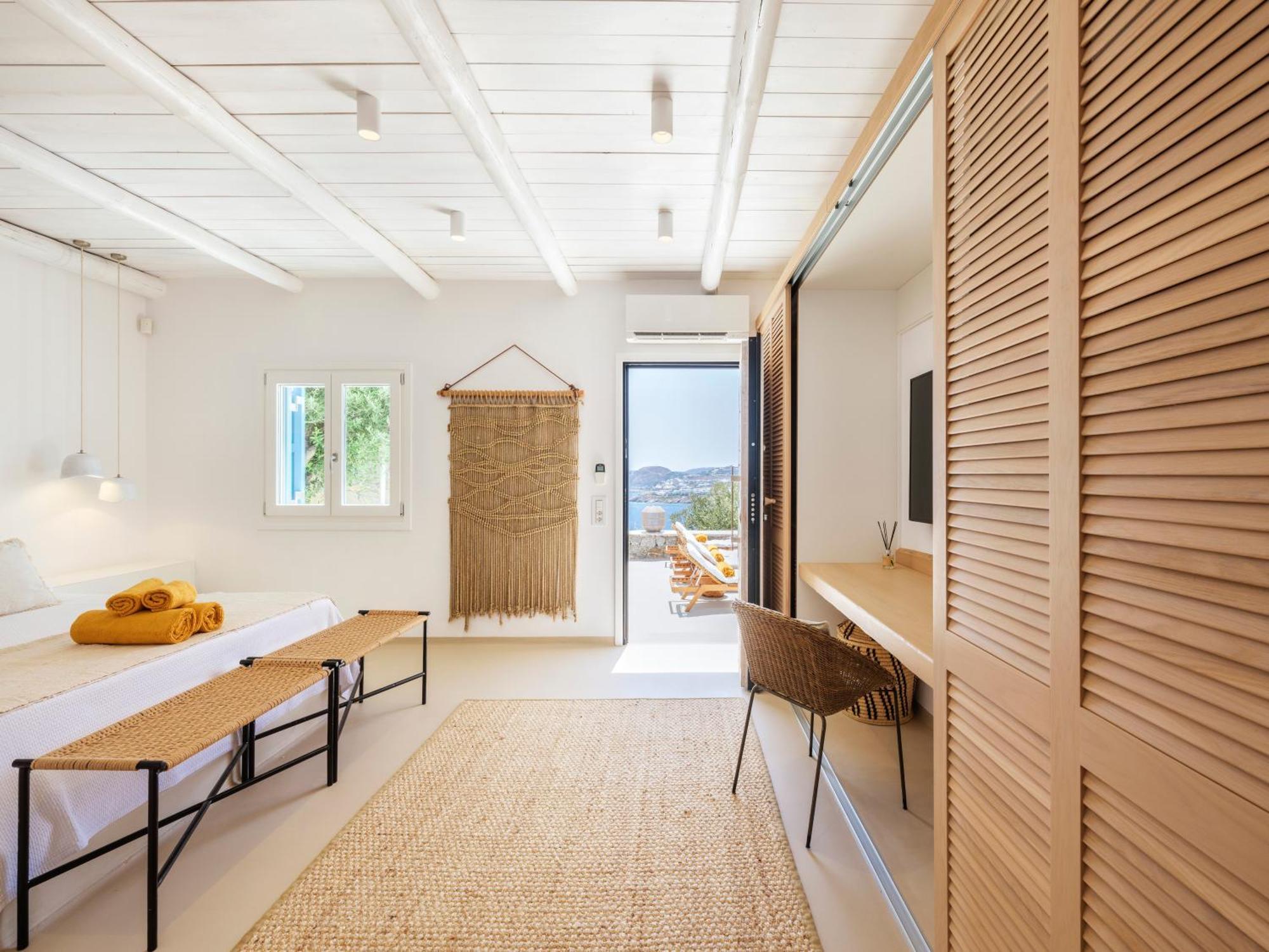 V&V Guest House - Luxury Suites Ornos  Exteriör bild